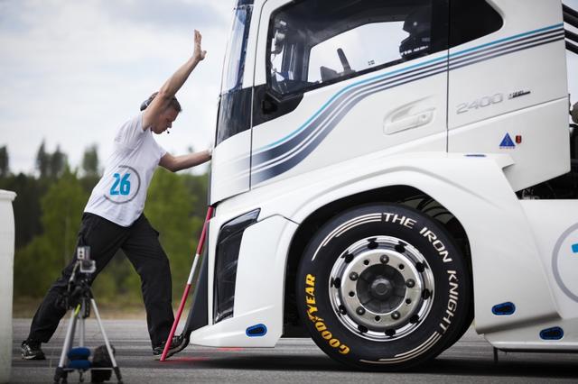 Los controles de los comisarios de la FIA han permitido validar el récord mundial de velocidad.